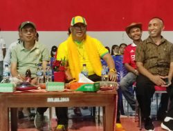 Wakil Bupati Malaka Gandeng Ketua DPRD Secara Resmi Buka Turnamen Respek OMB Cup I