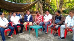 Dinas Sosial Malaka Salurkan Bantuan Untuk Dua Rumah Yang Terbakar di Kecamatan Rinhat