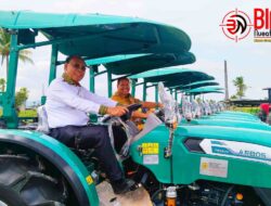 Loby Sukses, SBS-HMS Tinjau 25 Unit Traktor Baru